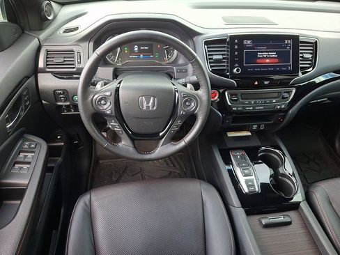 Used 2023 Honda Ridgeline Black Edition image 11