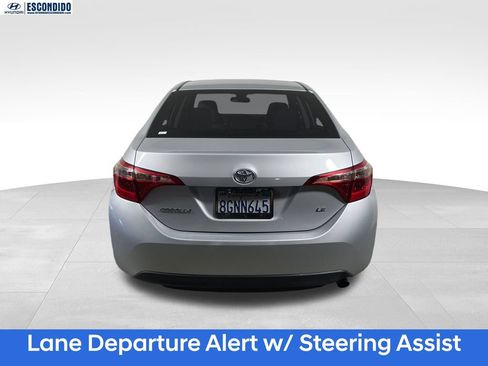 Used 2017 Toyota Corolla LE w/ Carpet Mat Package (TMS) FWD image 4