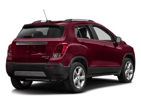 Used 2016 Chevrolet Trax LTZ AWD/4WD image 3