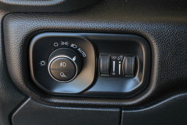 Used 2024 RAM 2500 Laramie w/ Safety Group AWD/4WD image 29