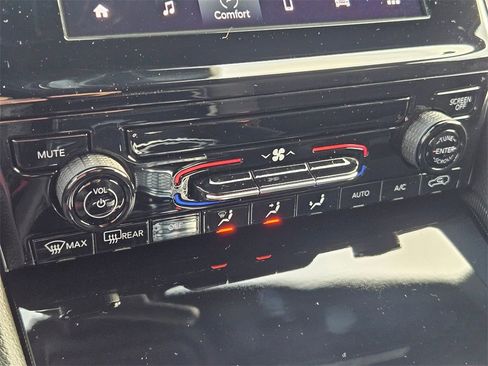 New 2025 Jeep Grand Cherokee L Laredo w/ Trailer Tow Package image 24