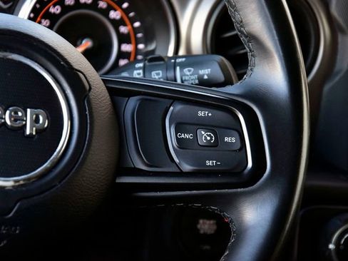 Used 2020 Jeep Wrangler Unlimited Sport S image 19