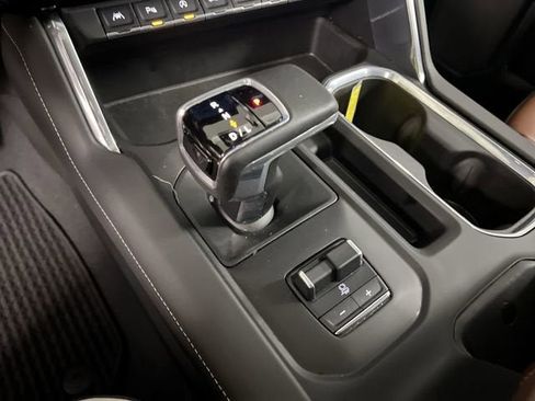 Certified 2025 GMC Sierra 1500 Denali Ultimate AWD/4WD image 16