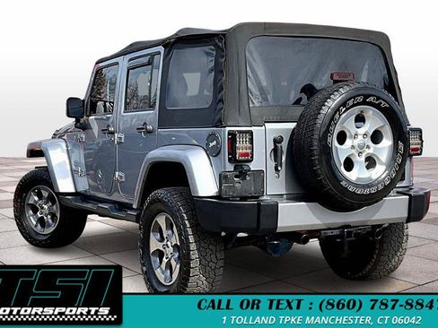 Used 2018 Jeep Wrangler Unlimited Sahara AWD/4WD image 13