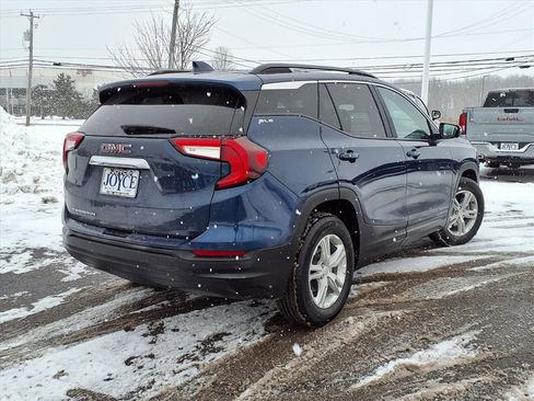 Certified 2023 GMC Terrain SLE w/ Driver Convenience Package image 34