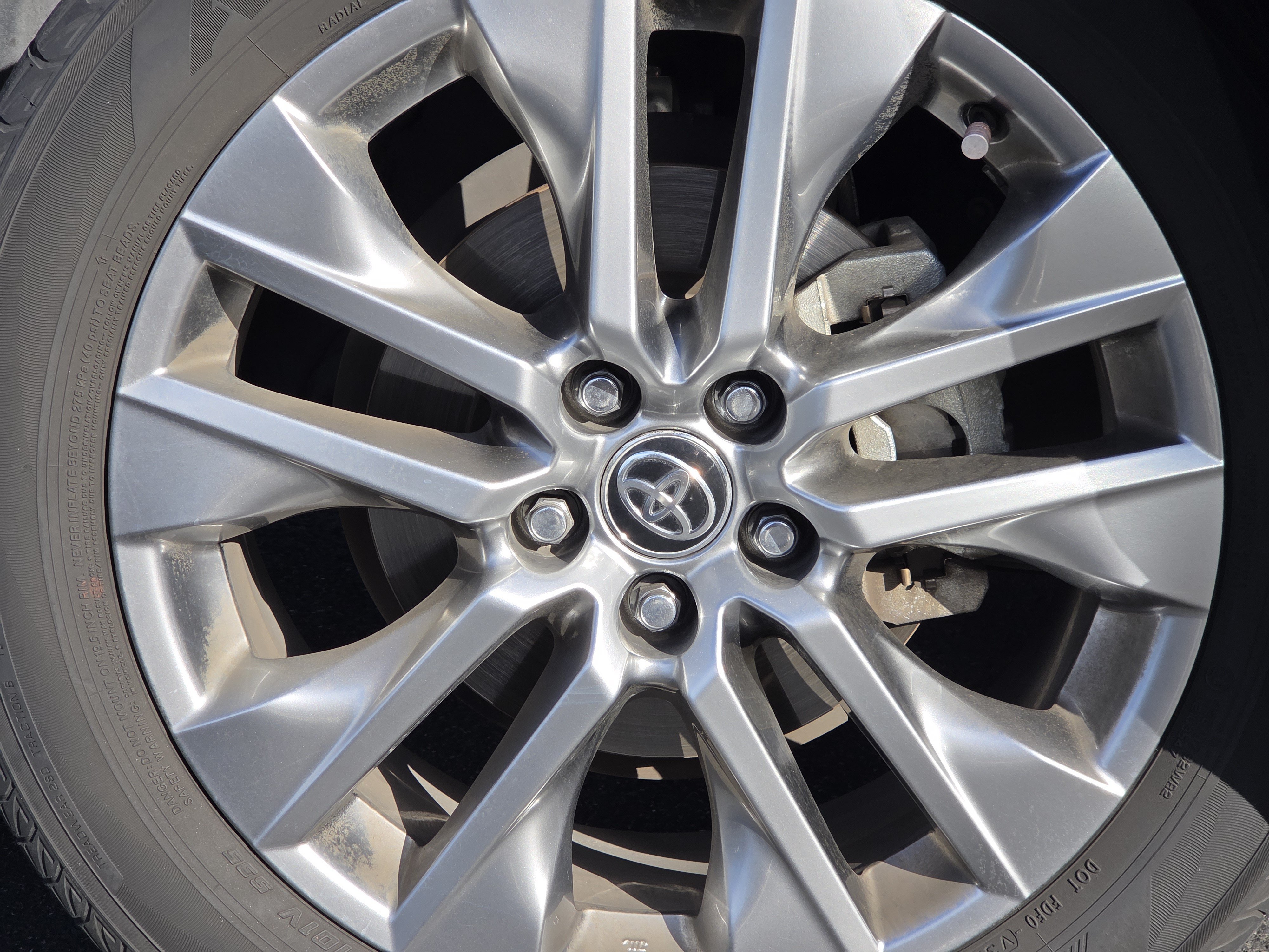 Certified 2022 Toyota RAV4 Limited AWD/4WD image 19