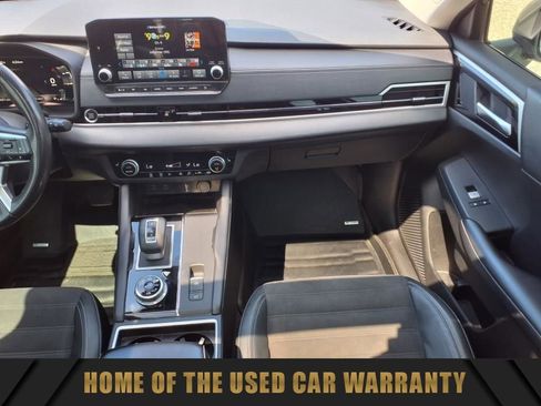Used 2022 Mitsubishi Outlander SE image 8