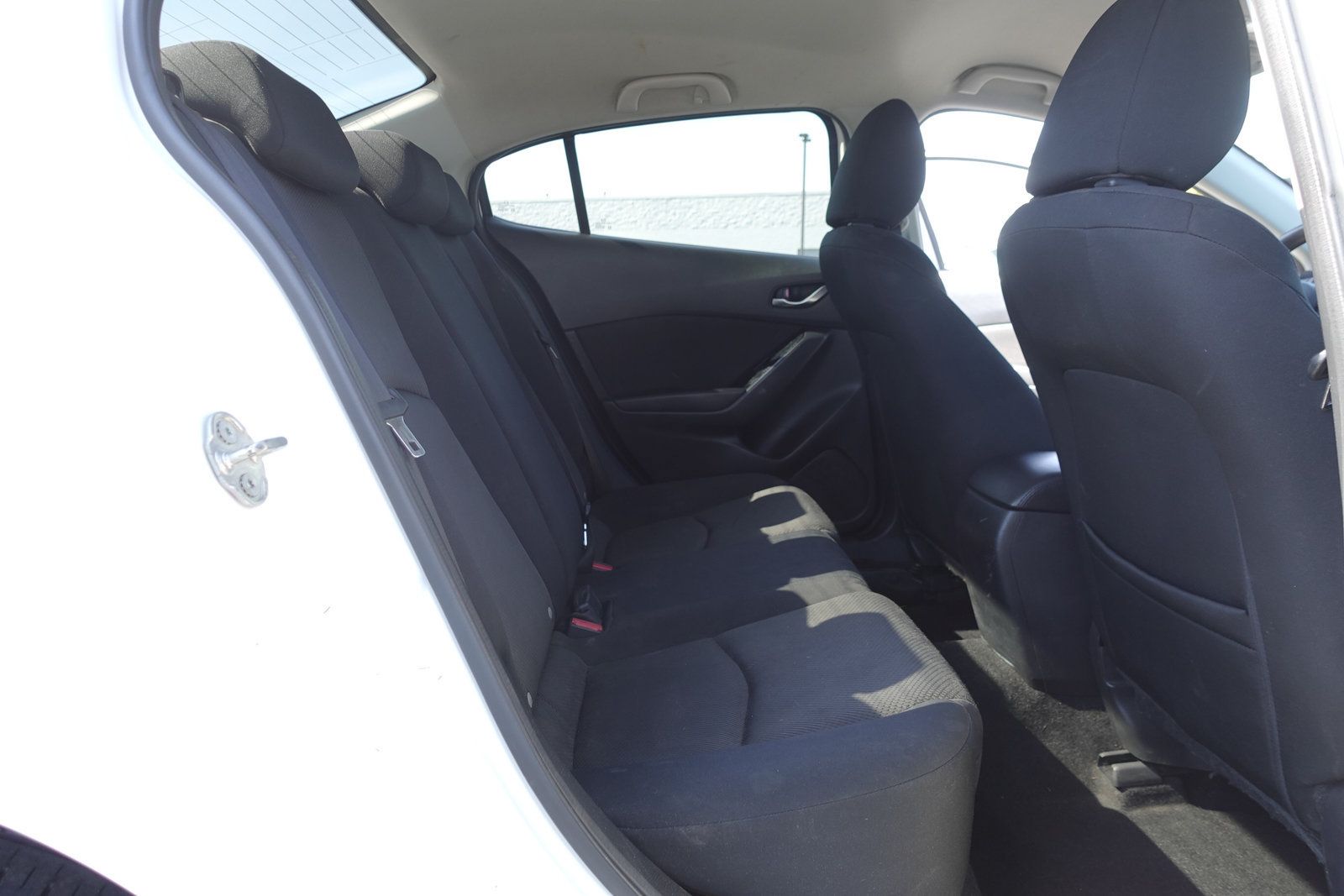Used 2017 MAZDA MAZDA3 Sport FWD image 14