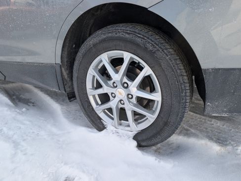 Used 2023 Chevrolet Equinox LT image 10