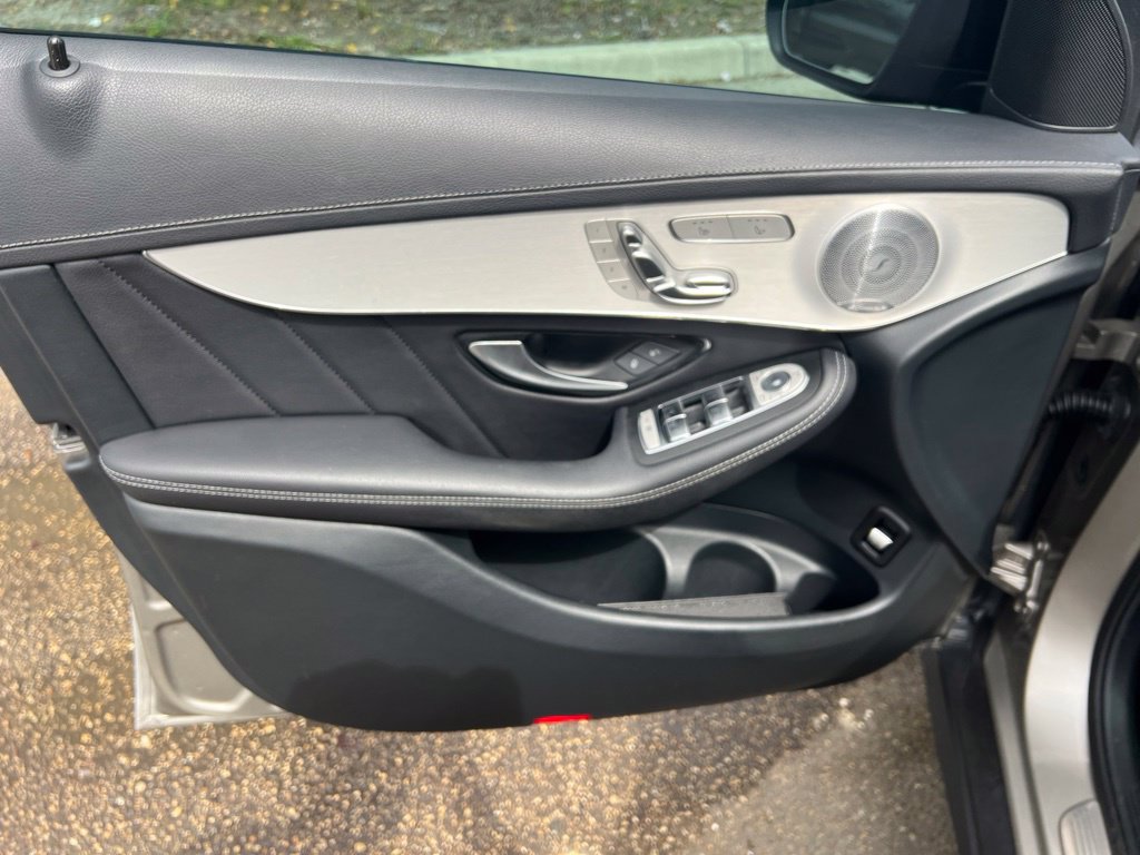 Used 2020 Mercedes-Benz GLC 43 AMG 4MATIC image 35