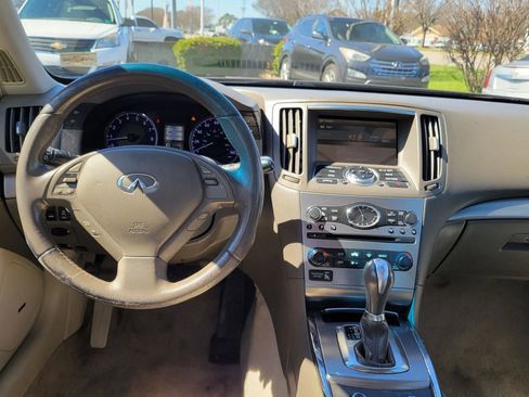 Used 2013 INFINITI G37 Journey w/ Premium Pkg image 22