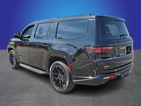 Used 2024 Jeep Wagoneer Series II AWD/4WD image 6