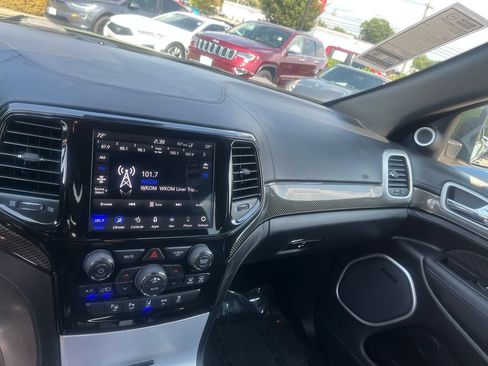 Used 2021 Jeep Grand Cherokee Trackhawk AWD/4WD image 14