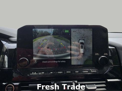Used 2023 Nissan Pathfinder Platinum w/ Lighting Package (N93) AWD/4WD image 16