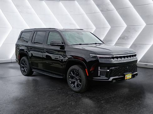 New 2026 Jeep Grand Wagoneer 4WD image 8