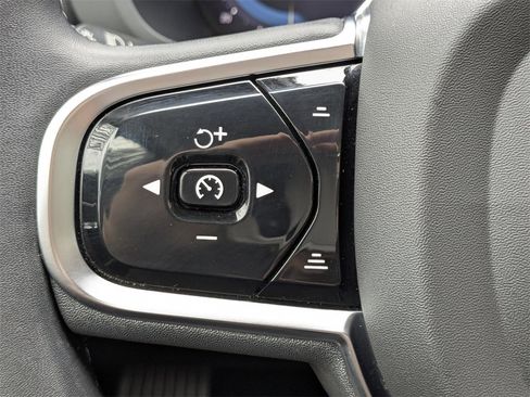 Used 2023 Volvo XC60 B5 Plus w/ Protection Package image 26