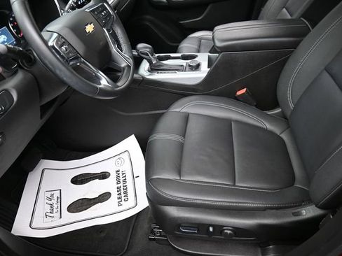 Used 2024 Chevrolet Blazer LT w/ LPO, Black Grille Bar Package FWD image 15