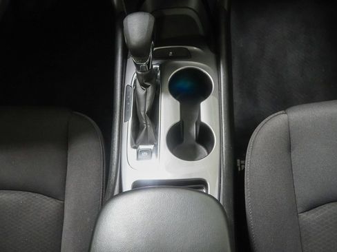 Used 2023 Chevrolet Malibu LS image 31