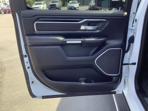 Used 2020 RAM 1500 Laramie image 27