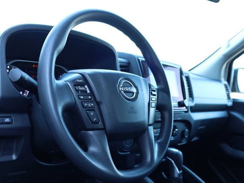 Used 2023 Nissan Frontier S w/ Technology Package image 7
