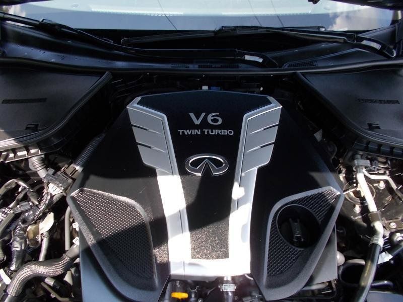 Used 2018 INFINITI Q50 Luxe w/ Essential Package (3.0T Luxe) RWD image 18