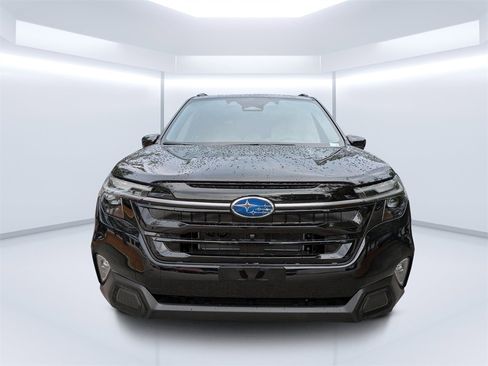 New 2025 Subaru Forester Touring image 8