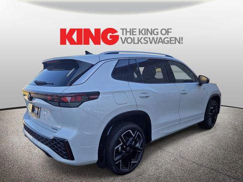 New 2026 Volkswagen Tiguan SEL R-Line image 5