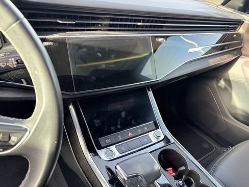 Used 2021 Audi Q8 Premium AWD/4WD image 7