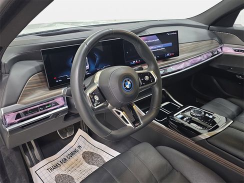 Used 2023 BMW i7 xDrive60 w/ Parking Assistance Package image 16