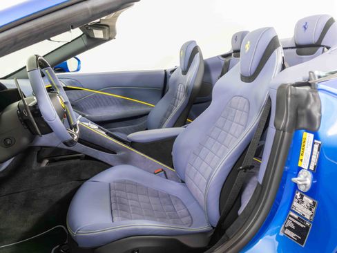 Certified 2025 Ferrari Roma Convertible image 36