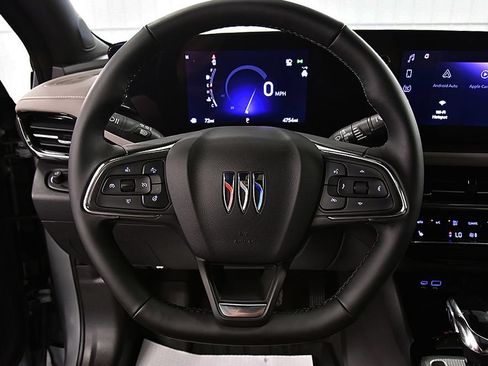 Used 2025 Buick Envista Preferred FWD image 18
