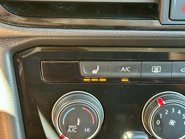 Certified 2025 Volkswagen Taos S AWD/4WD image 27