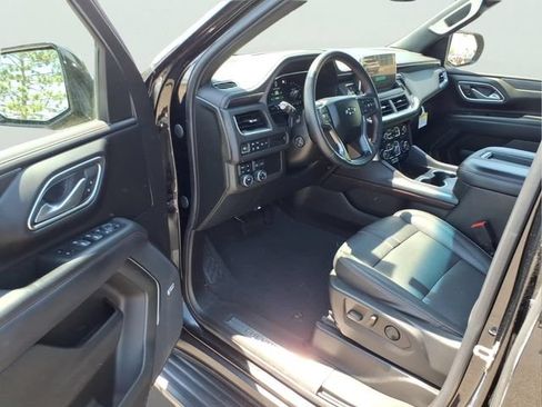 Used 2022 Chevrolet Tahoe RST AWD/4WD image 10