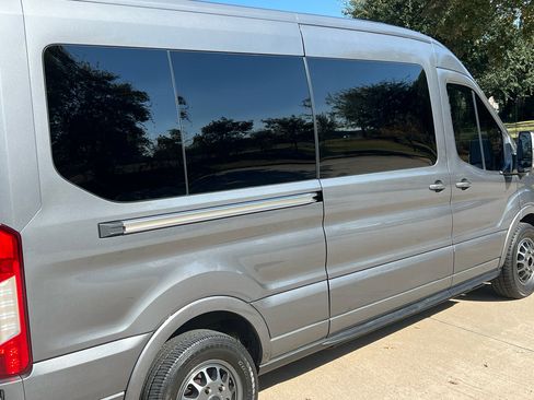 Used 2022 Ford Transit 250 Medium Roof AWD image 12