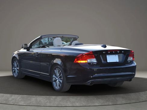 Used 2012 Volvo C70 T5 image 16
