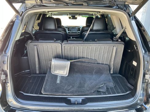 Used 2018 Toyota Highlander Limited image 44