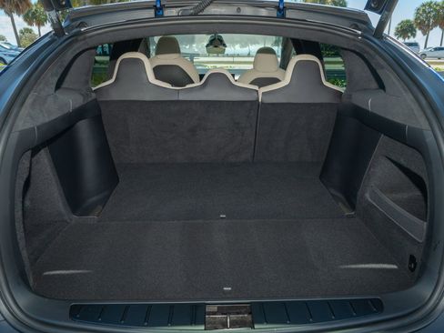 Used 2022 Tesla Model X Long Range image 15