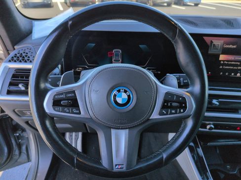 Used 2024 BMW X5 xDrive50e w/ Executive Package image 17