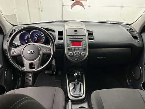Used 2013 Kia Soul + image 4