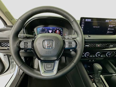 Used 2026 Honda Accord Touring image 10