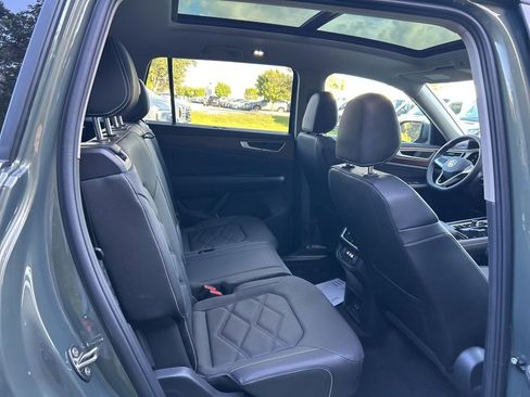 New 2026 Volkswagen Atlas SE image 40