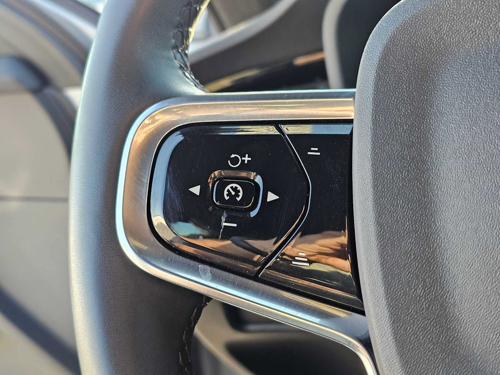 Used 2024 Polestar Polestar 2 RWD image 28