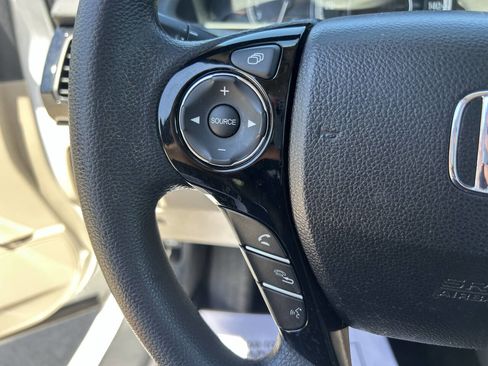Used 2016 Honda Accord LX image 7