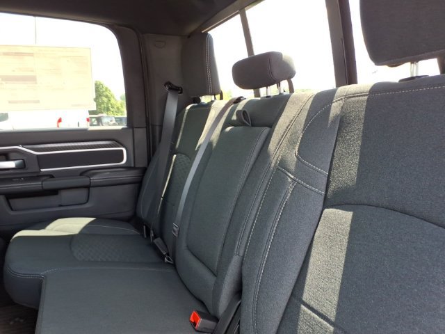 New 2026 RAM 2500 Big Horn AWD/4WD image 7