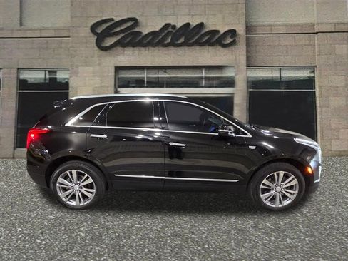 Certified 2023 Cadillac XT5 Premium Luxury image 5