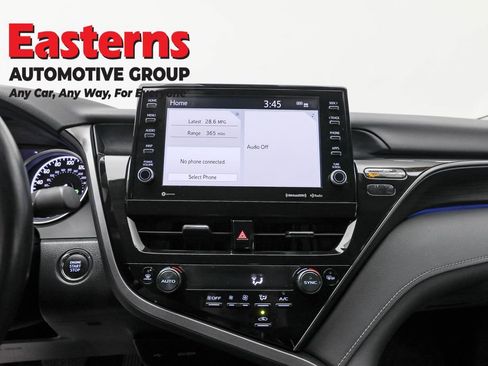 Used 2024 Toyota Camry XLE FWD image 12