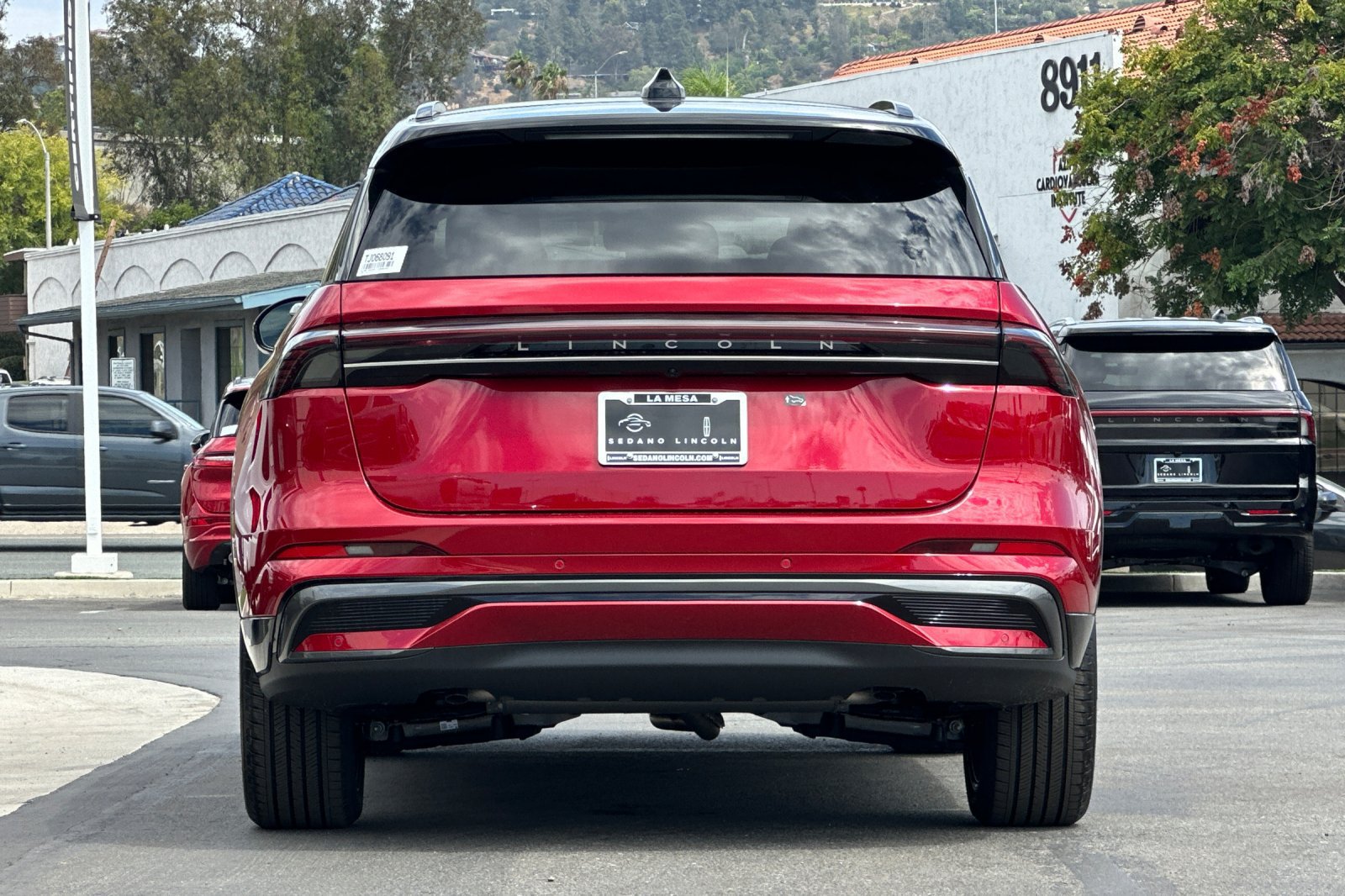 New 2026 Lincoln Nautilus Reserve w/ Jet Appearance Package AWD/4WD image 4