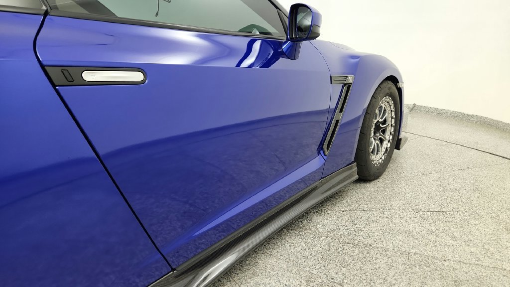 Used 2014 Nissan GT-R Black Edition AWD/4WD image 35