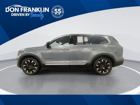 Used 2025 Kia Telluride SX w/ SX Captain's Chair Package image 1