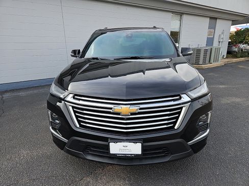 Used 2023 Chevrolet Traverse Premier image 6